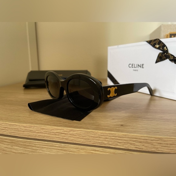 ❌SOLD❌ 
💯 Authentic CELINE Sun glasses - Picture 5 of 9